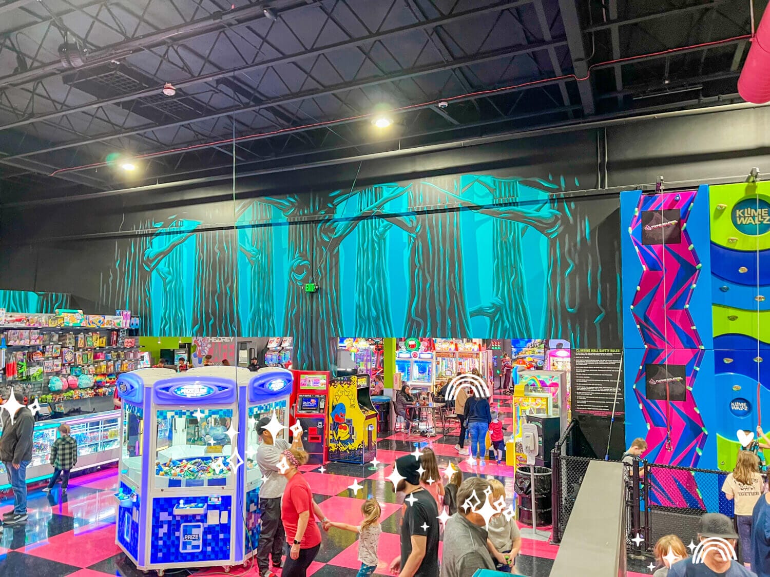 The arcade section at Flying Squirrel Trampoline Park offers a fun gaming experience for kids and families. Featuring a variety of interactive games, claw machines, and prize-winning challenges, this area provides the perfect break from jumping while keeping the excitement going.
