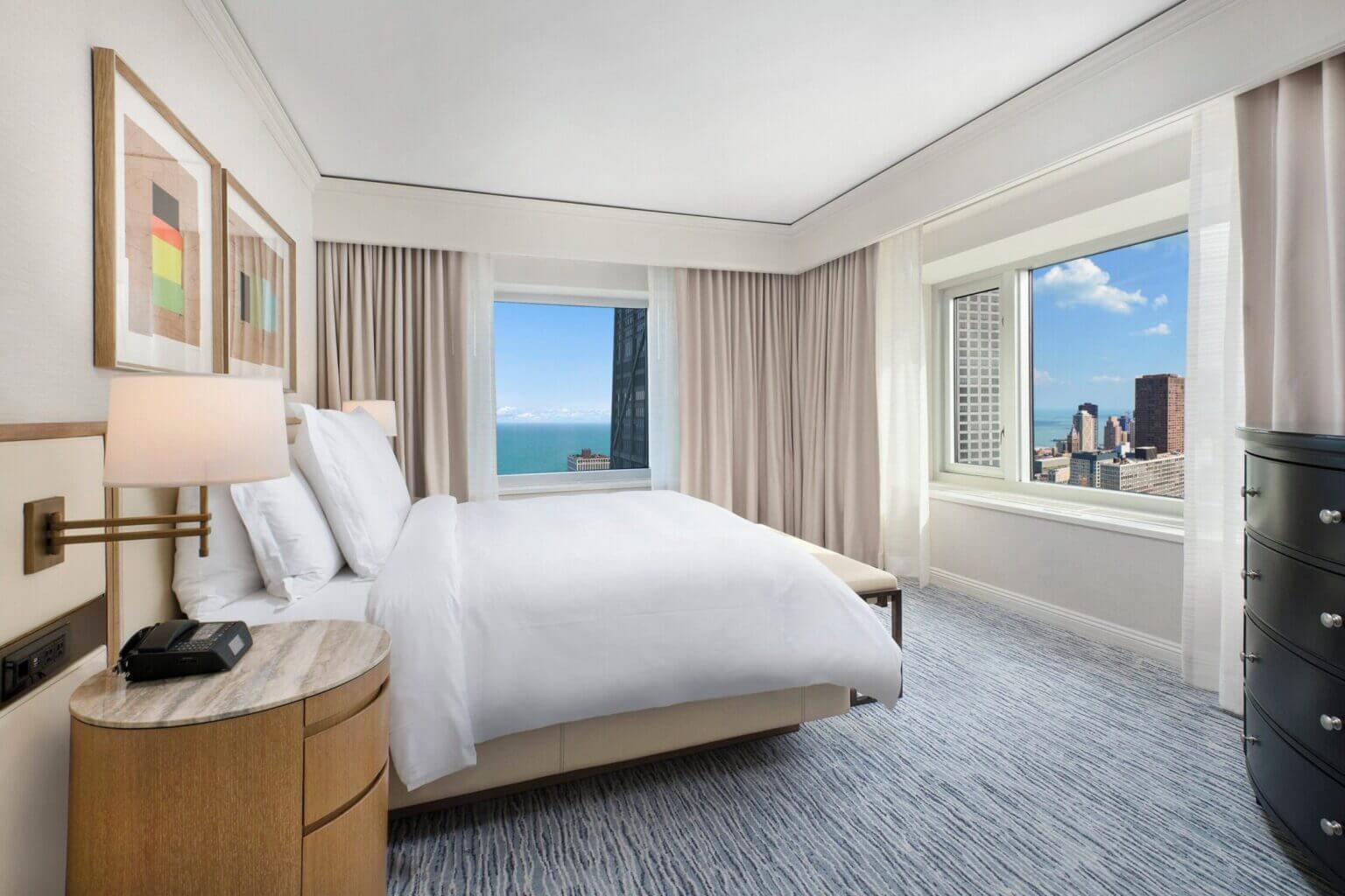 Four Seasons Chicago family-friendly hotel room with modern decor and stunning lakefront views, perfect for a luxurious stay with kids in the heart of the city.
